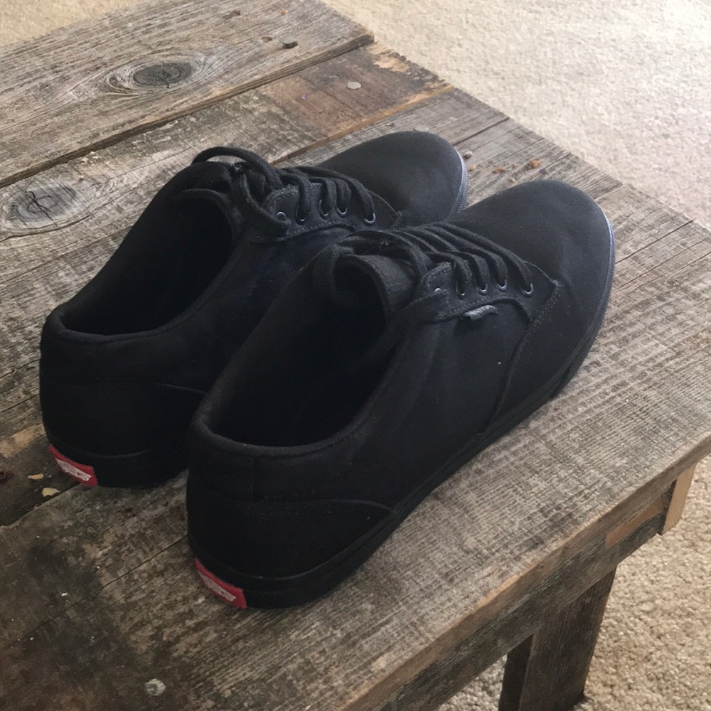Brand New size 8.5 women’s black Vans